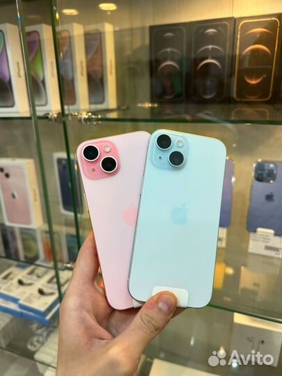 iPhone 15, 256 ГБ