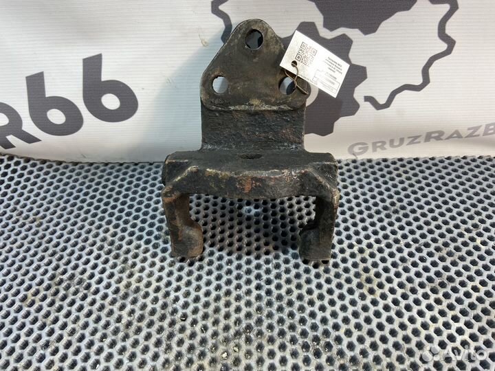 Кронштейн маз двигателя боковой передний в сб. (оп