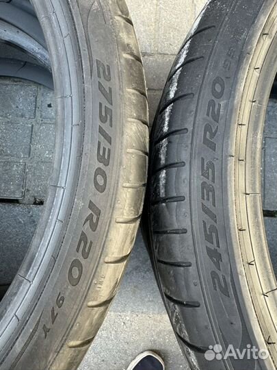 Pirelli P Zero PZ4 245/35 R20 и 275/30 R20 97Y