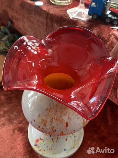 Ваза цветное сульфидное стекло Красный май СССР