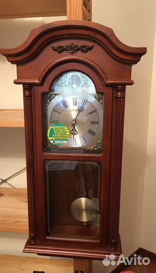 Интерьерные часы Citizen с мелодией и боем