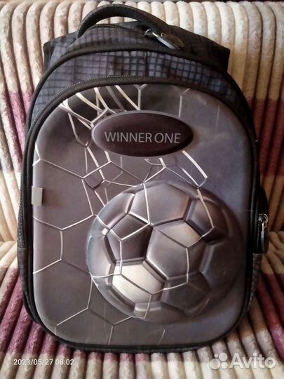 Школьный рюкзак