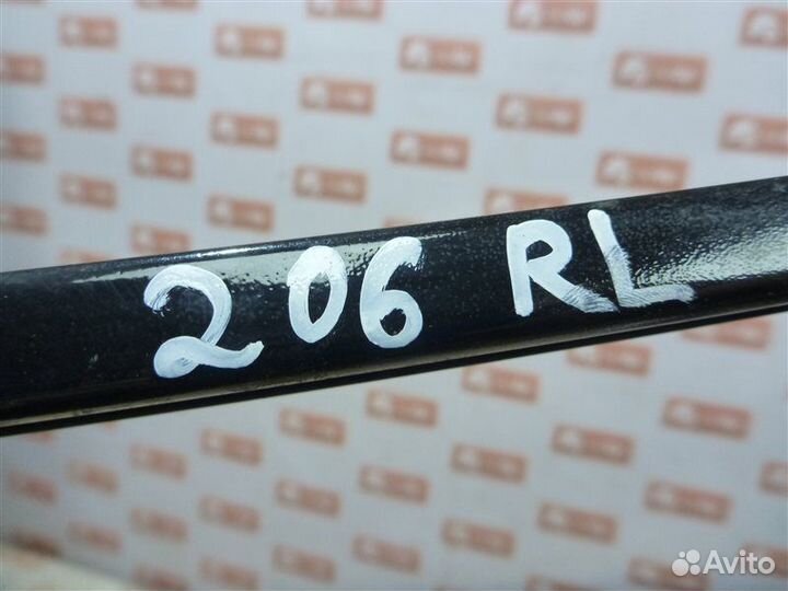 Направляющая стекла задняя левая Lexus Rx400H