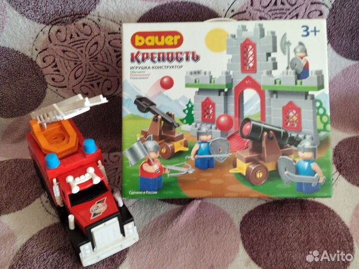 Лего крепость в полной комплектации