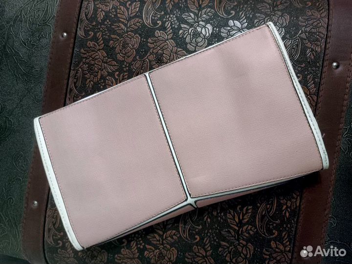 Женский клатч