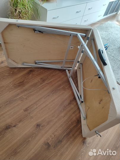 Кушетка для массажа складная