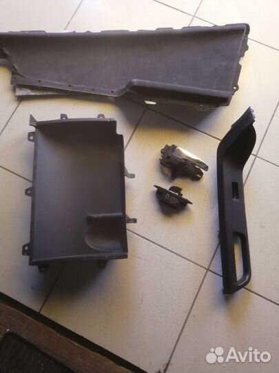 Авто зеркало и ручка двери