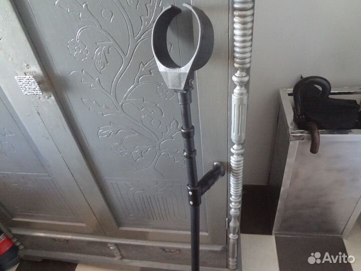 Костыль под локоть