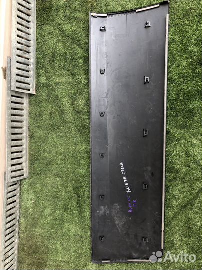 Молдинг передней правой двери рено колеос