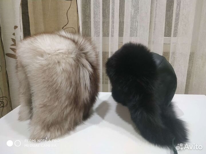 Женские меховые шапки