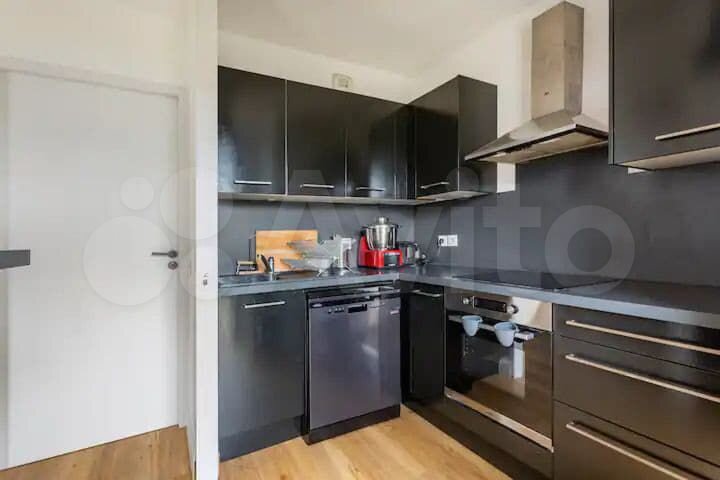 Дом 200 м² на участке 9,5 сот.