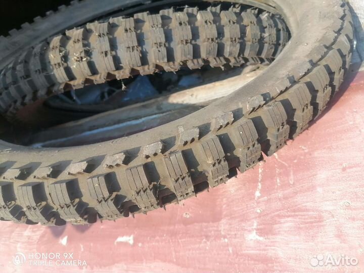 Резина 2.75 на 22