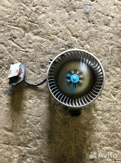 Toyota corolla E15 мотор отопителя