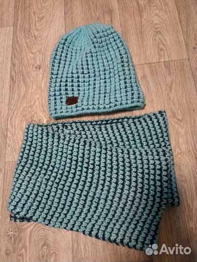 Шапка на флисе и снуд