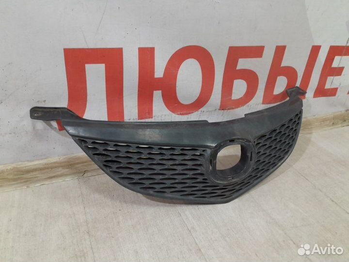 Решетка радиатора передняя Mazda 3 BK 2003-2008