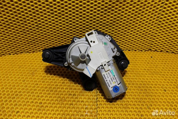 Моторчик стеклоочистителя багажник Nissan Juke F15