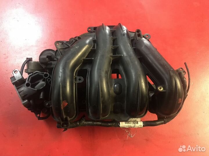 Коллектор впускной на Форд Фокус 2 1.8 qqdb