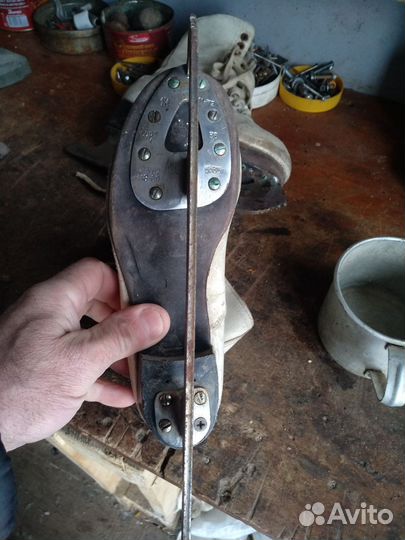 Коньки фигурные