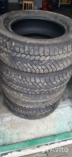 Continental Conti4x4IceContact 235/65 R17