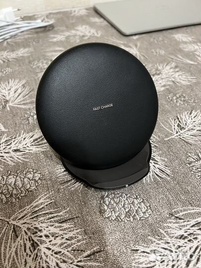 Беспроводное зарядное устройство Samsung EP-PG950