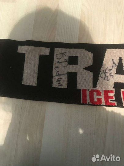 Шарф хк Трактор с автографами