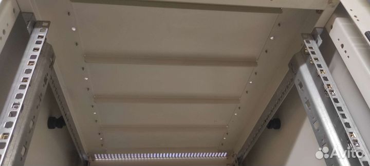 Серверный шкаф Legrand 19