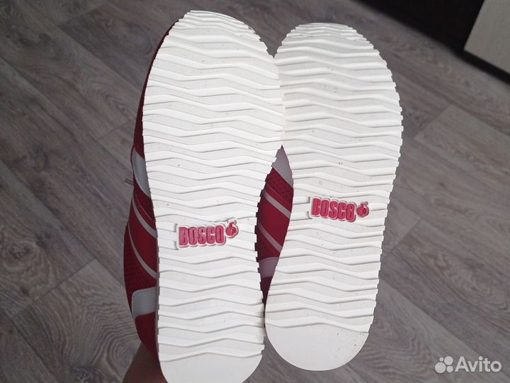 Кроссовки bosco
