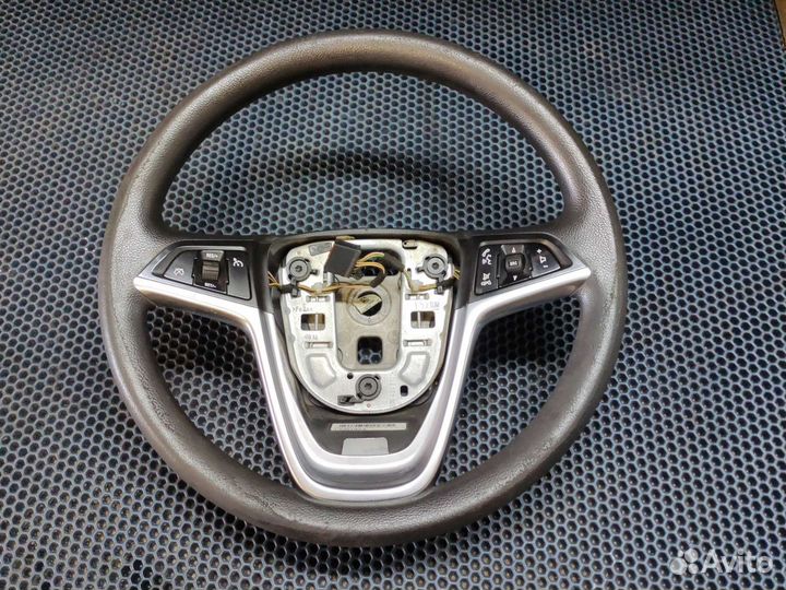 Руль opel astra j
