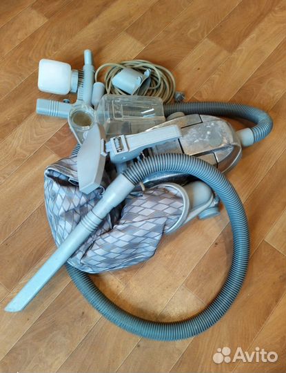 Пылесос Кирби рабочий