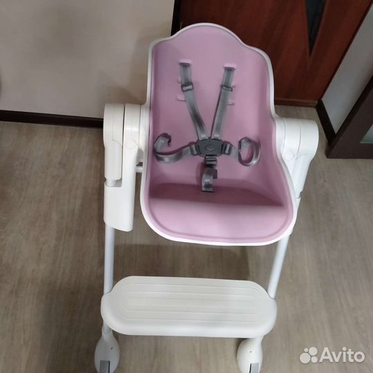 Стульчик-кокон для кормления