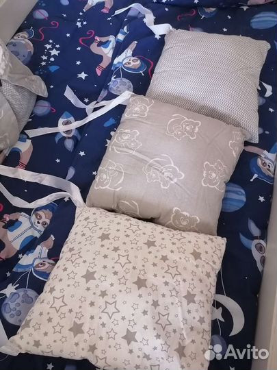 Подушки в детскую кроватку
