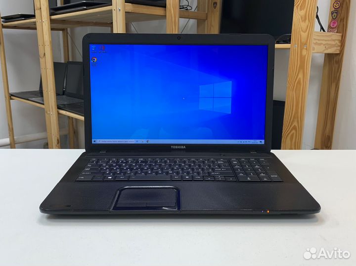 Мощный на i5, SSD, 17.3 дюймвый Toshiba