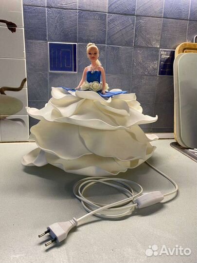 Лампа настольная