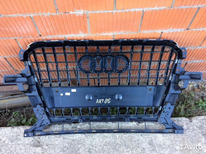 Решетка радиатора Audi Q5
