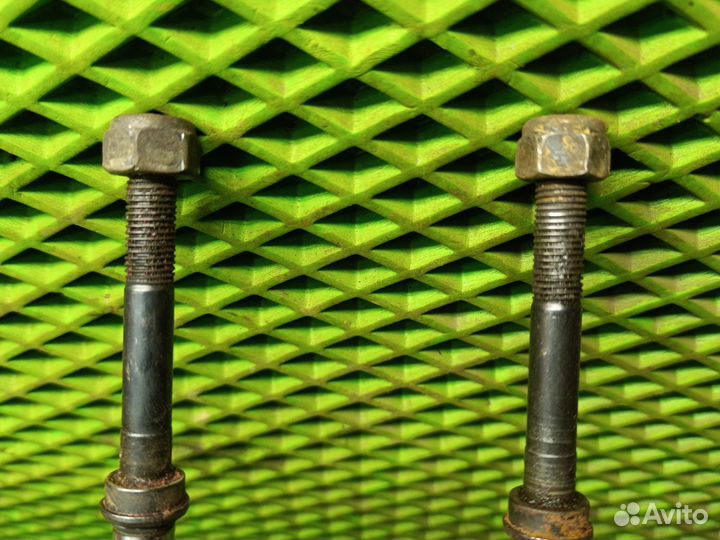 Амортизатор подвески передний Mitsubishi galant 8