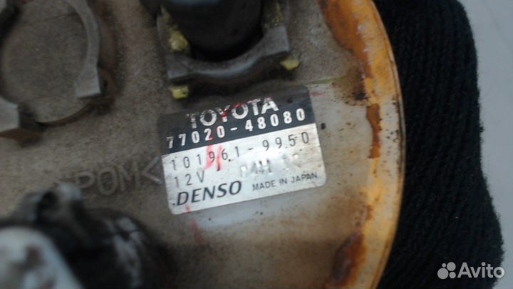 Насос топливный электрический Lexus RX, 2006