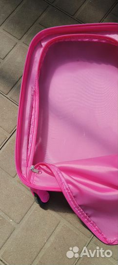 Детский чемодан на колесиках для девочек