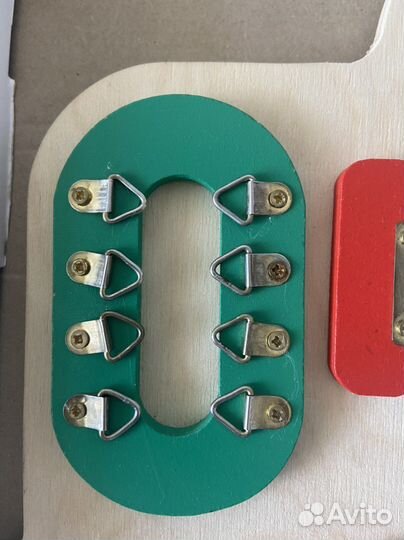 Развивающие игрушки Бизиборд