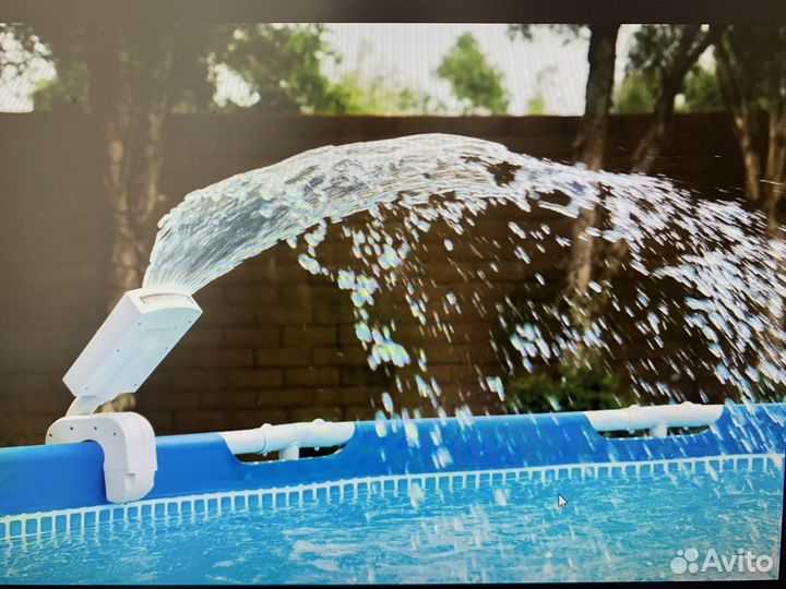 Продаю светодиодный фонтан для бассейнов Intex 280