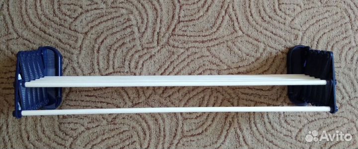 Полотенцедержатель-полотенцесушитель пластик бу