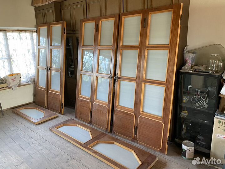 Дверная межкомнатная перегородка