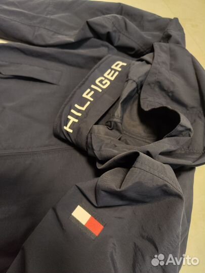 Куртка Tommy Hilfiger Logo Jacket Оригинал