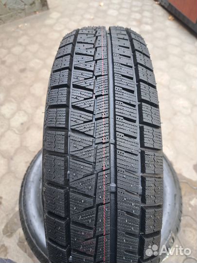 Bridgestone Blizzak Revo GZ 195/65 R15 91S