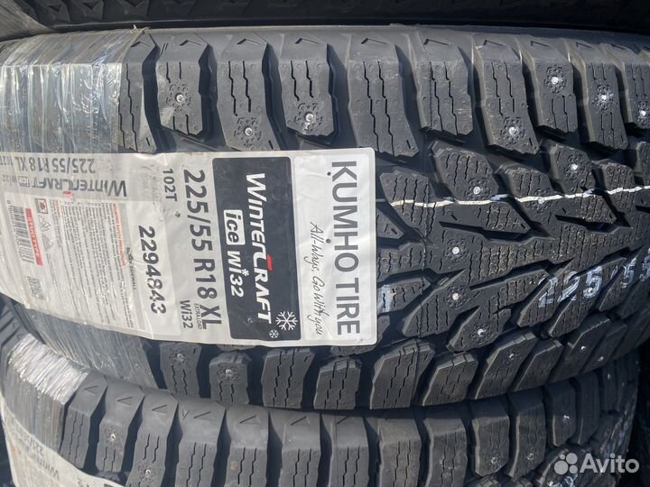 Kumho WinterCraft Ice Wi32 225/55 R18 102T