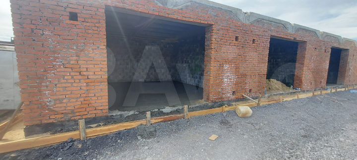 Гараж, > 30 м²