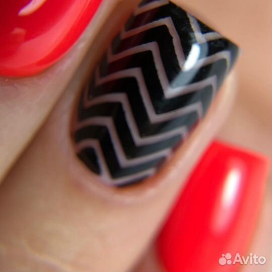 Комбинированный маникюр