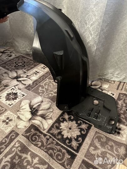 Подкрылок передний левый на Хонда civic 2012-2016