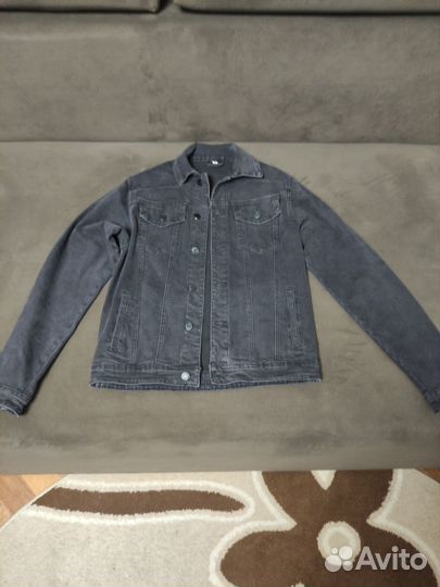 Джинсовая куртка