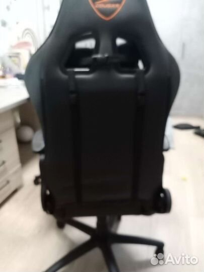 Игровое кресло cougar