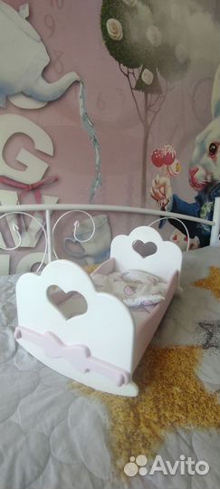 Детская кроватка для кукол